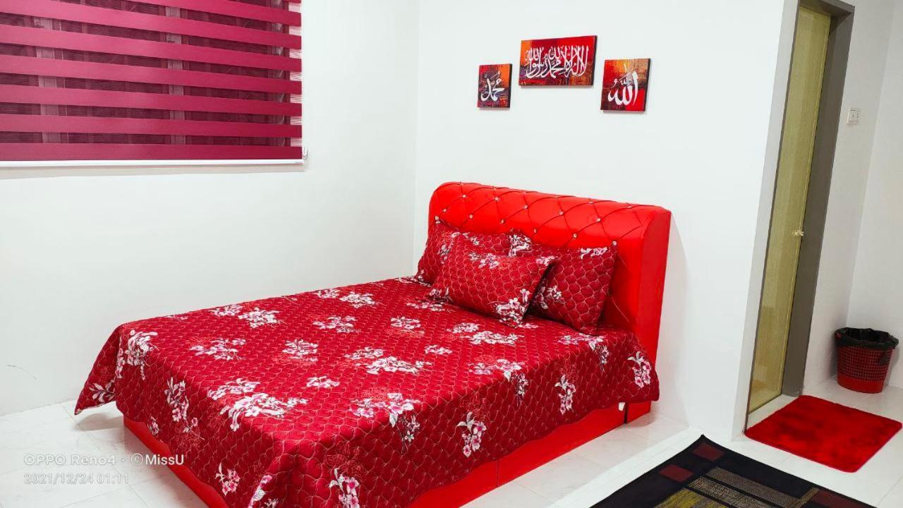 Rania Homestay With Private Pool Seri Iskandar Perak Near Utp Uitm Kampong Bota Road Extérieur photo