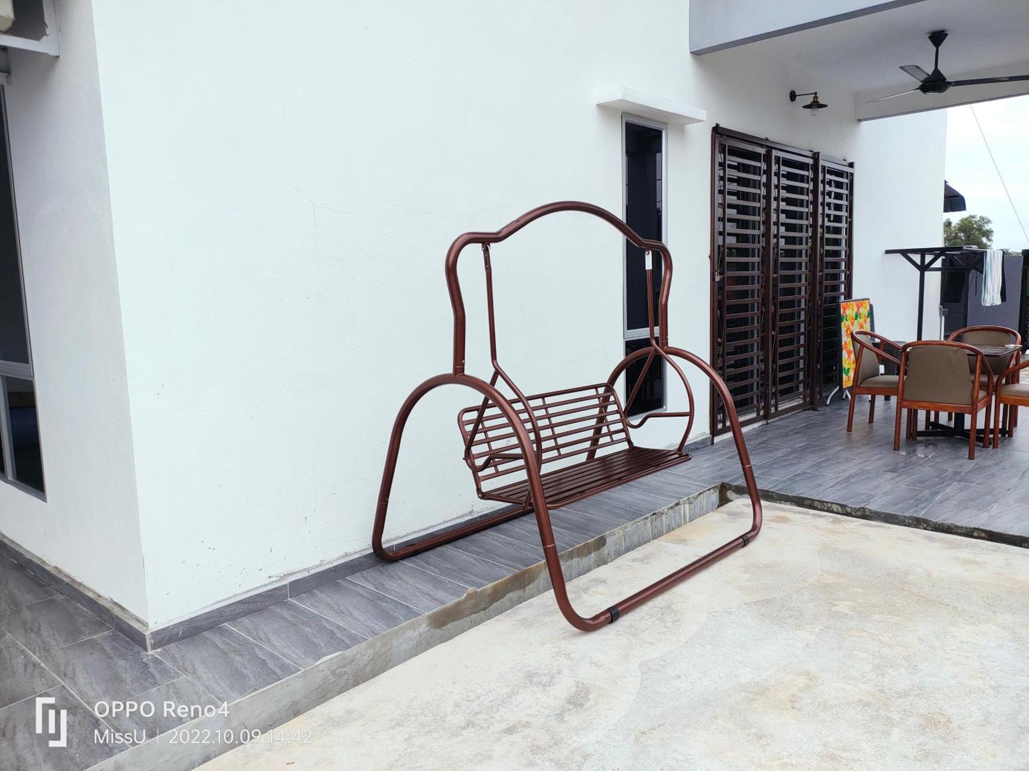 Rania Homestay With Private Pool Seri Iskandar Perak Near Utp Uitm Kampong Bota Road Extérieur photo